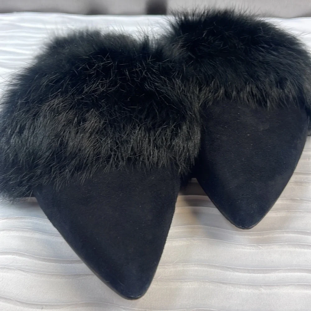 Rebecca Minkoff Rafferty Mules with fur. Black kid suede/ Rabbit Fur. Size 7.5 M - Picture 6 of 9